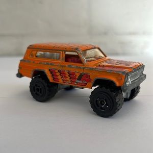 Vintage 4x4 CHEROKEE  Big Chief JEEP
